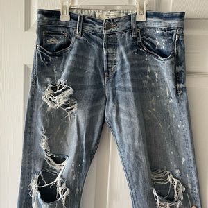 Abercrombie & Fitch boyfriend jeans